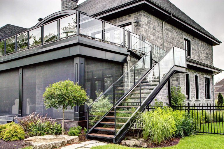 Escalier-exterieur-Un-look-neuf-sans-gros-travaux